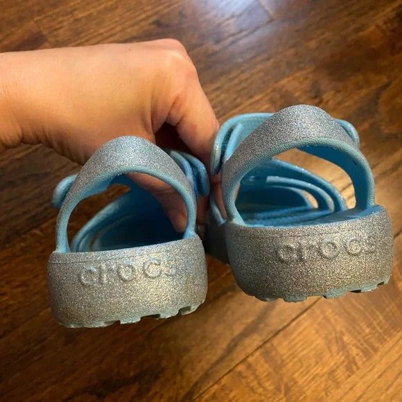 CROCS- Tinted Glass Elsa sparkle kids metallic blue Fisherman closed toe sandals - Picture 13 of 16